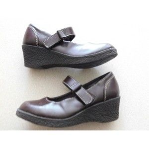 AIRWALK Girls Hook & Loop Closure Dress Up Shoes Brown Size 10